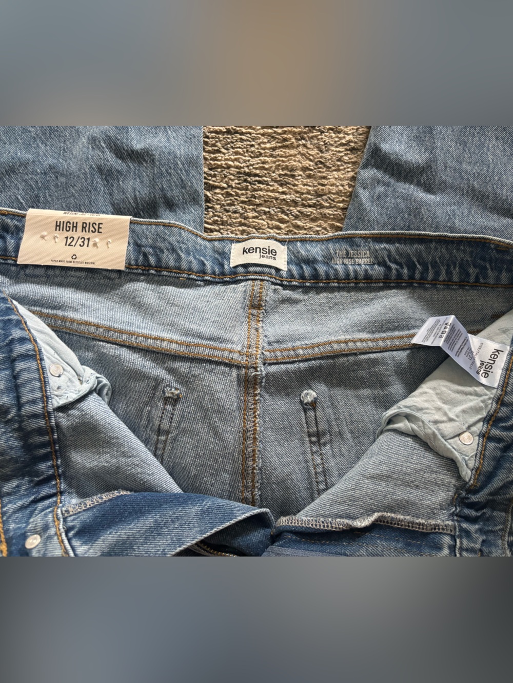 NWT- Kensie High Rise Barrel Jeans - Picture 3 of 5